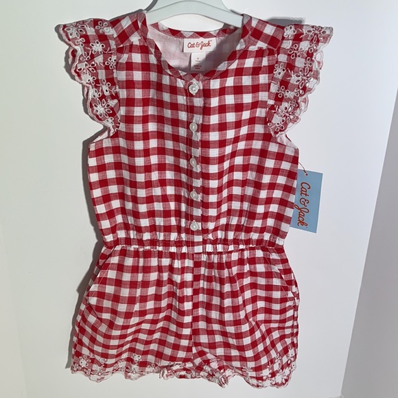 Toddler Girl’s Red & White Gingham Print Romper w/ Eyelet Detailing and Pockets - Picture 2 of 8